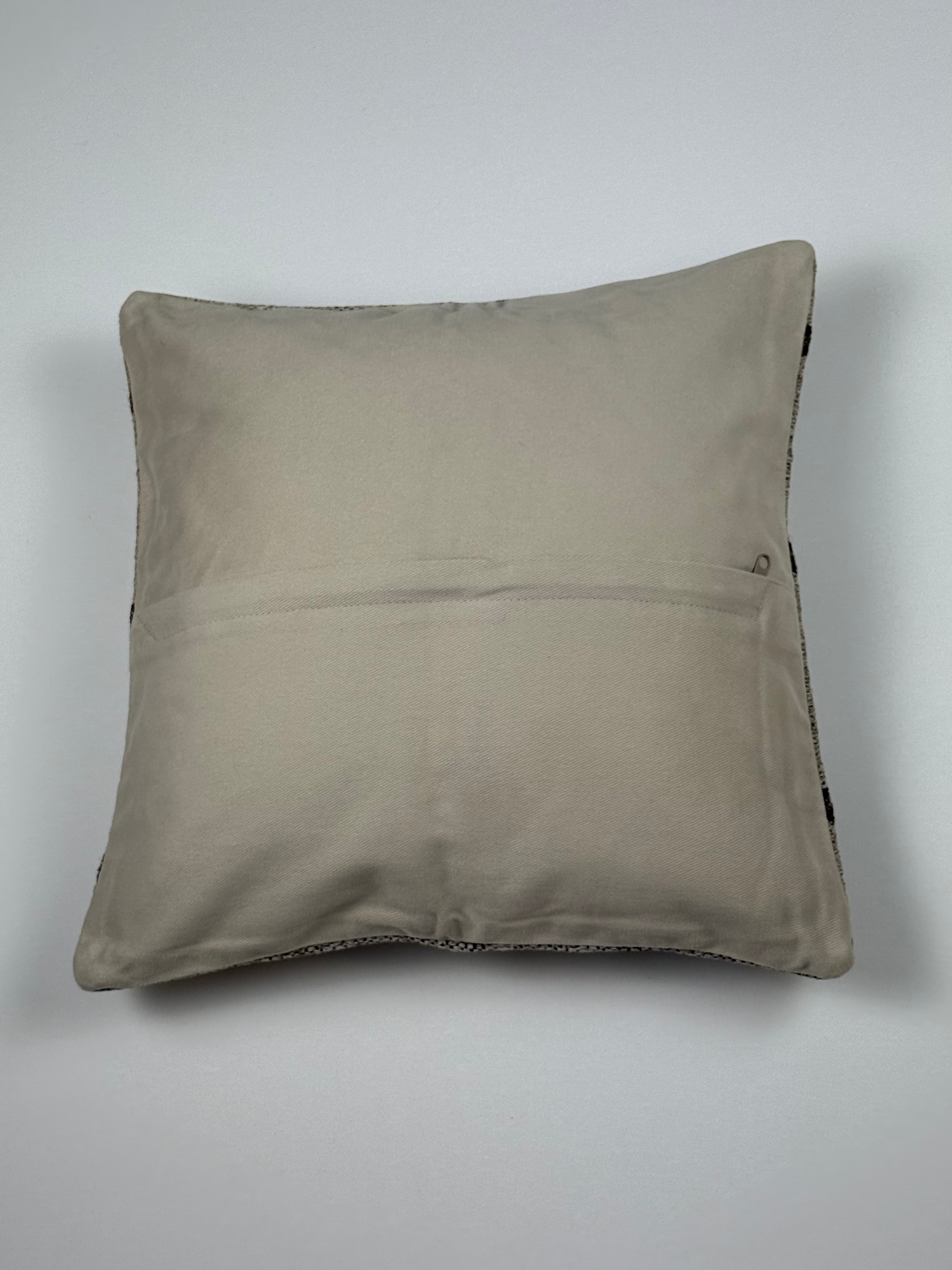 Unikt håndlavet kelim pudebetræk - 40x40 cm
