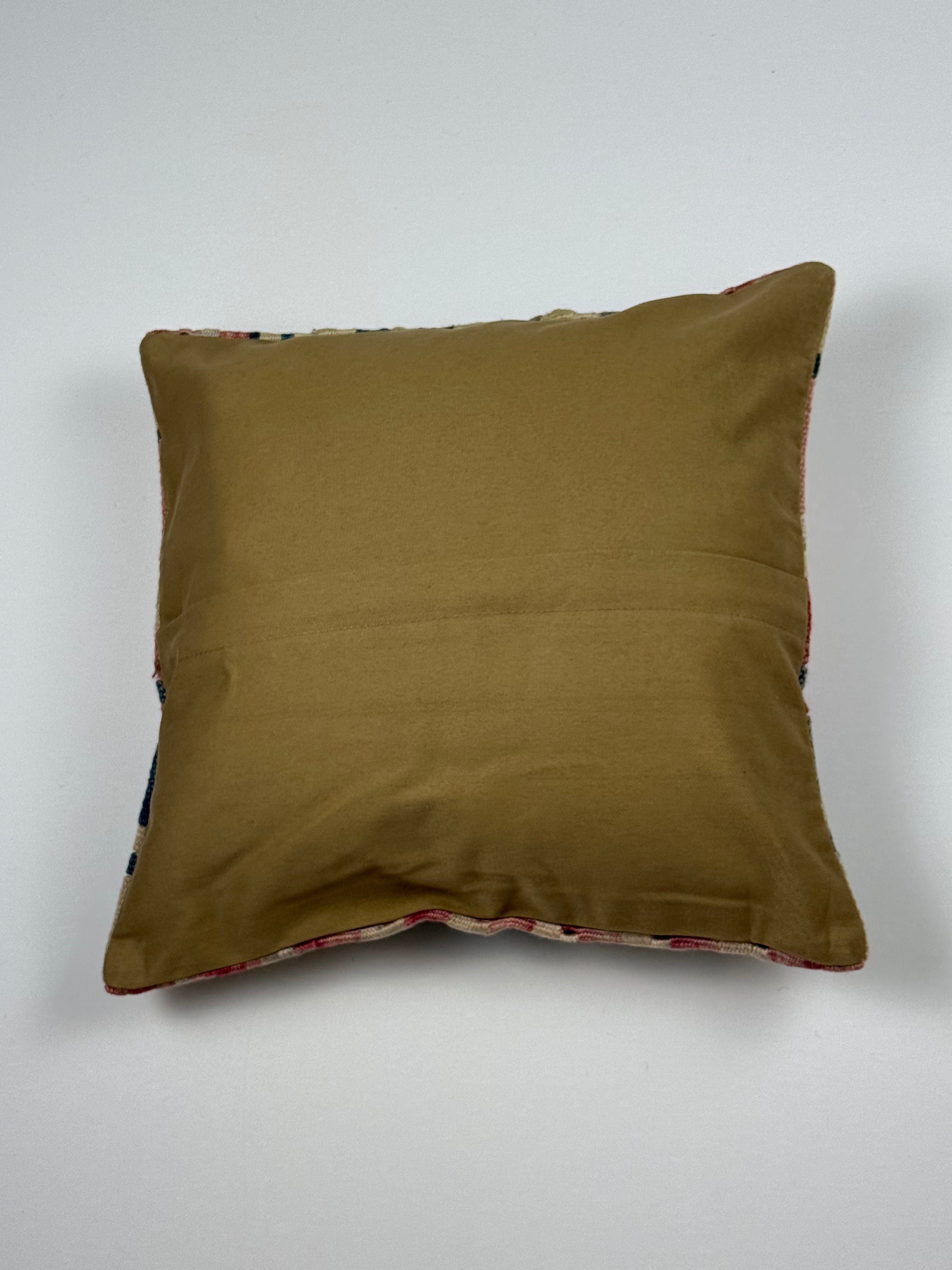 Unikt håndlavet kelim pudebetræk - 40x40 cm