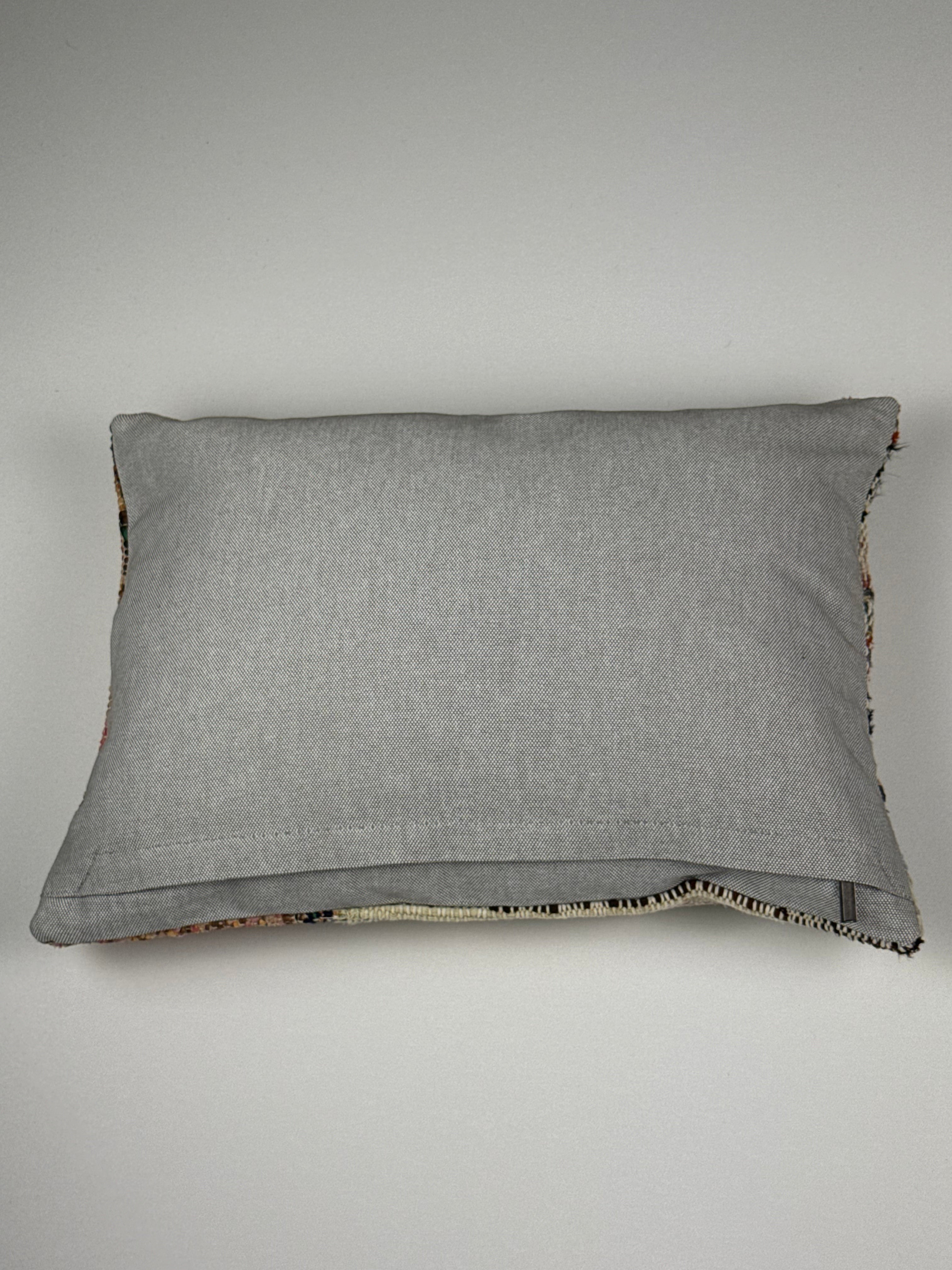 Unikt håndlavet kelim pudebetræk - 35x50 cm
