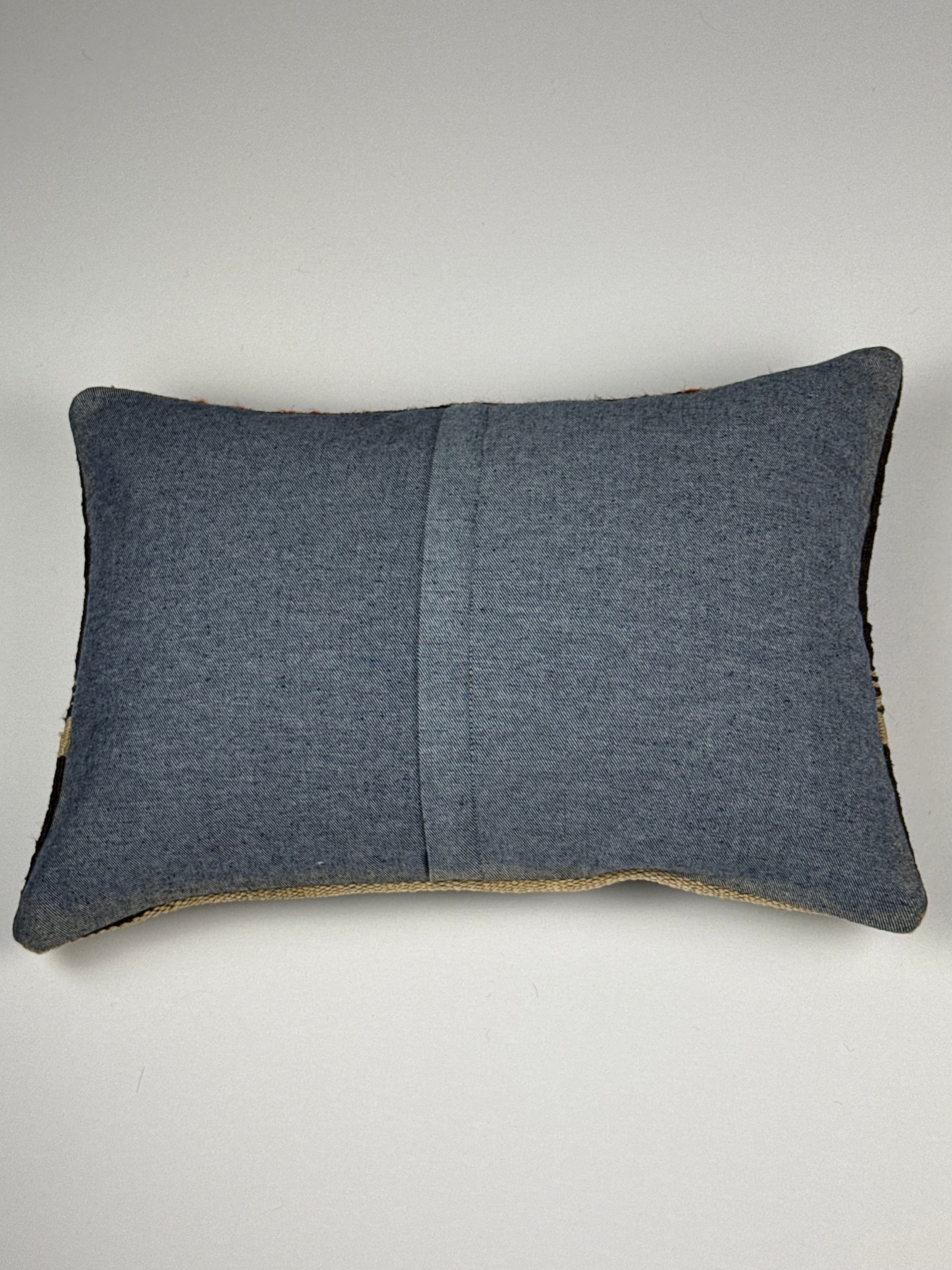 Unikt håndlavet kelim pudebetræk - 35x50 cm