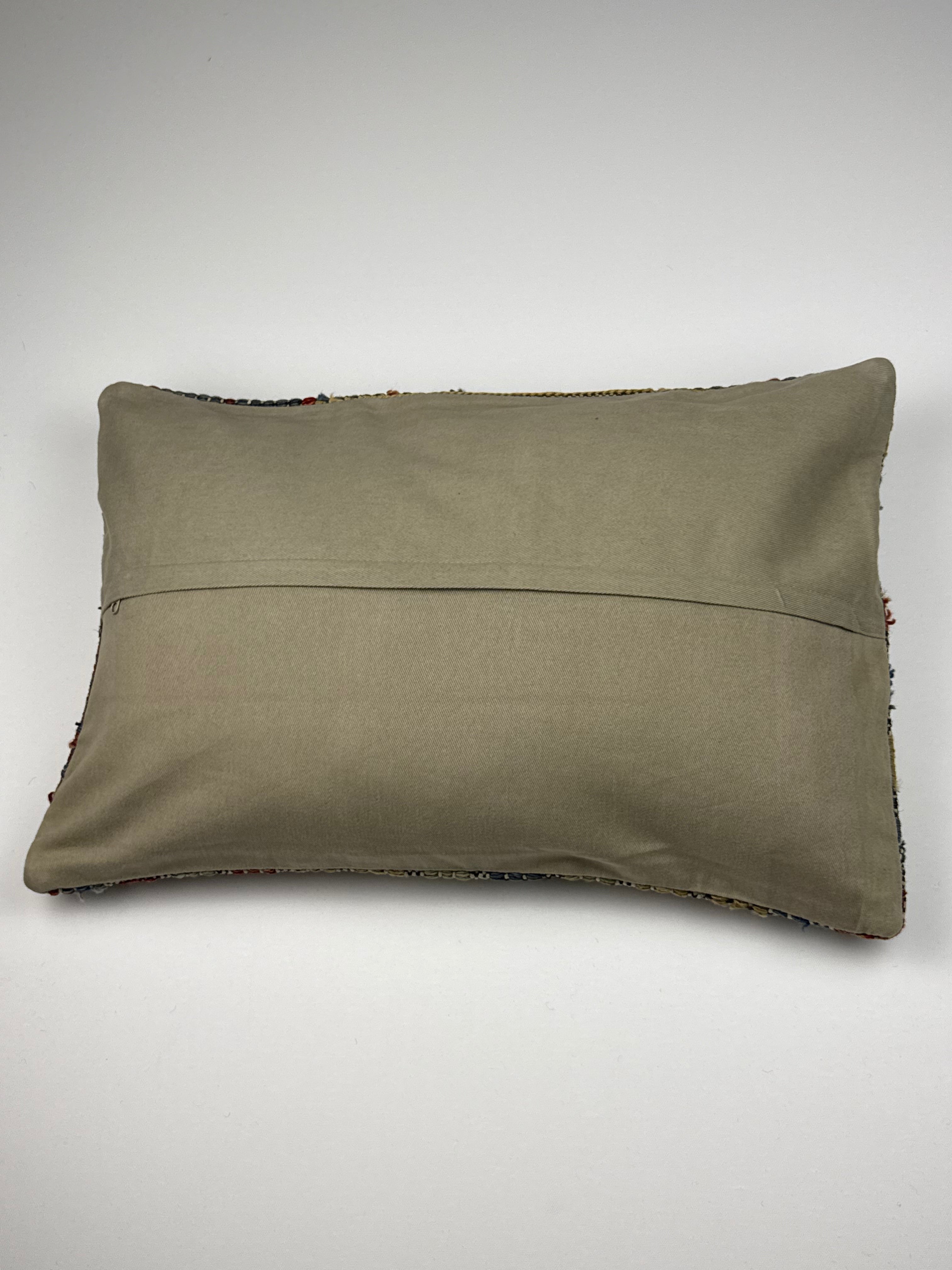 Unikt håndlavet kelim pudebetræk - 40x60 cm