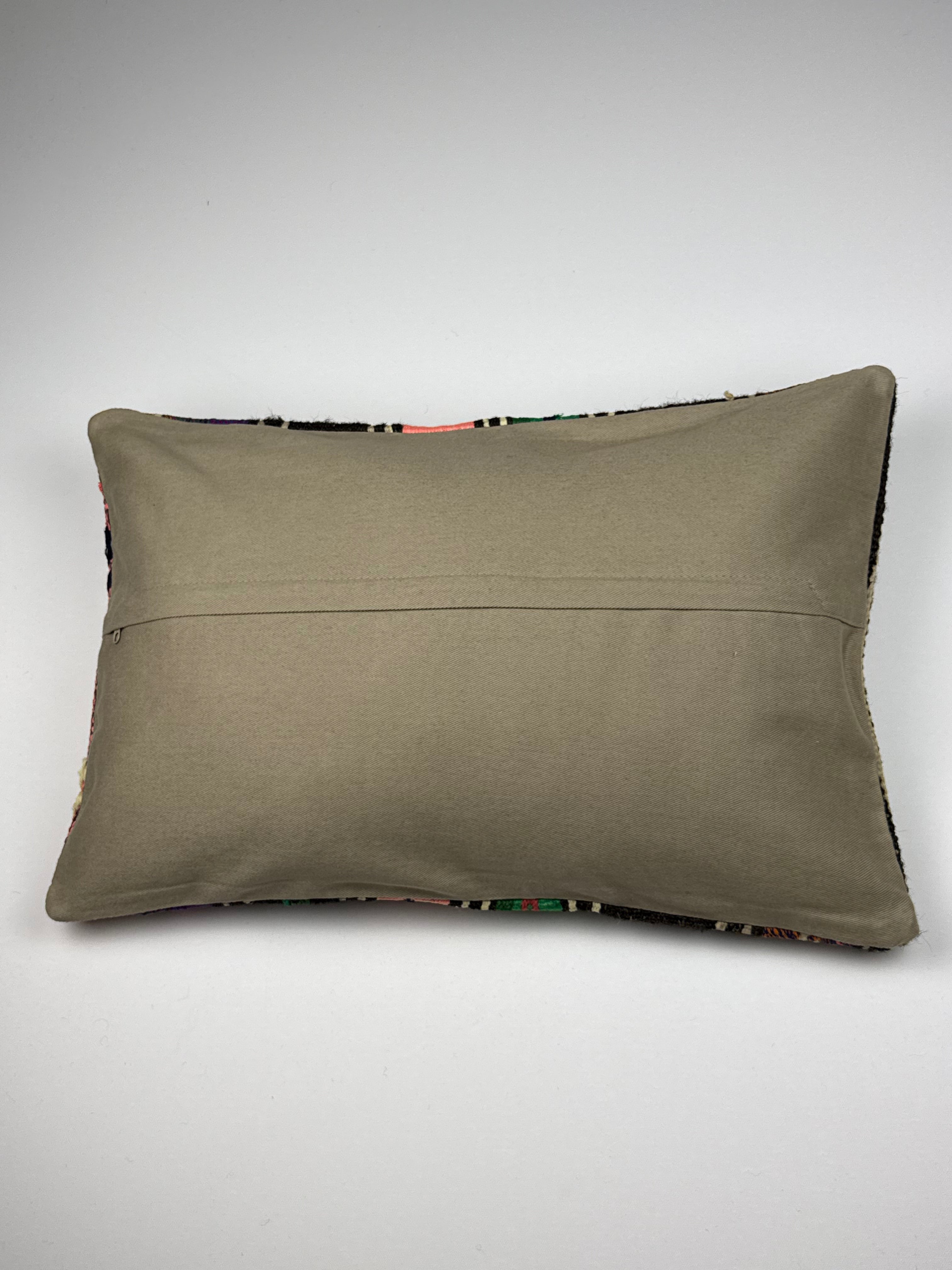 Unikt håndlavet kelim pudebetræk - 40x60 cm