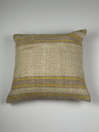 Kelim pudebetræk 45x45 i beige og gul, håndsyet af vintage kelimtæppe