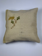 Kelim pudebetræk 50x50 i beige, håndsyet af vintage kelimtæppe